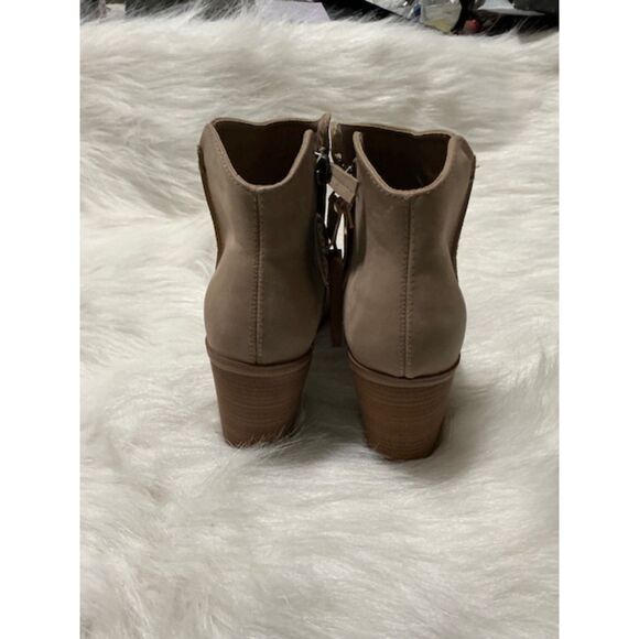 Mia Patton Suede Leather Booties with Block Heel 3 1/2" Sz 8 NWT - Picture 5 of 7